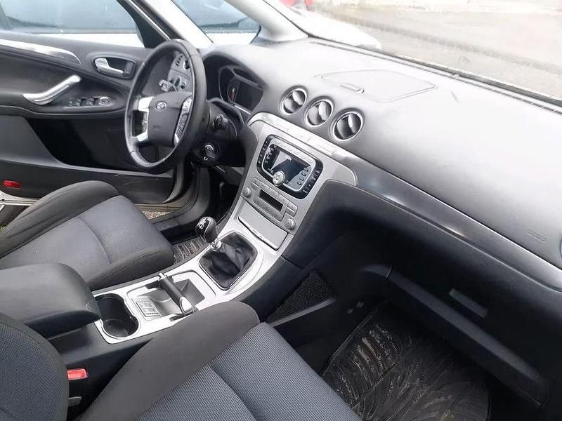 Gebraucht Ford S-MAX S 175 PS (128 kW) 2009 Grau Van / Kleinbus