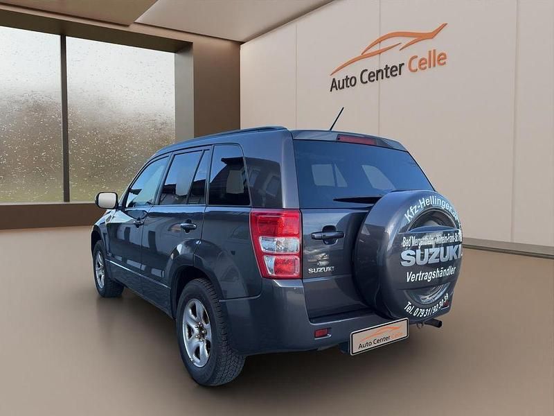 Second-hand Suzuki Vitara 169 CP (124 kW) 2013 Gri SUV