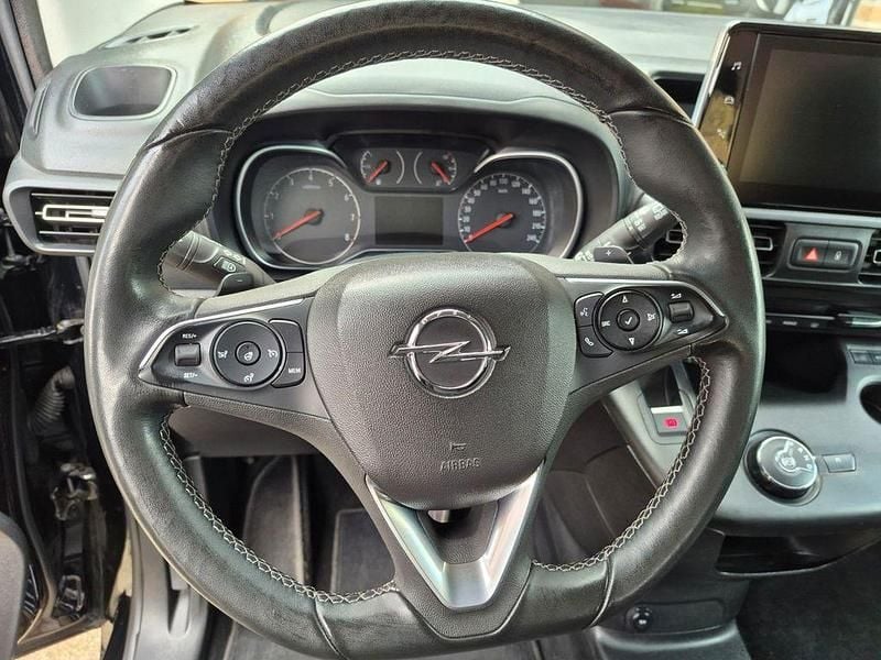 Gebraucht Opel Combo Life Elegance 131 PS (96 kW) 2022 Schwarz Van / Kleinbus