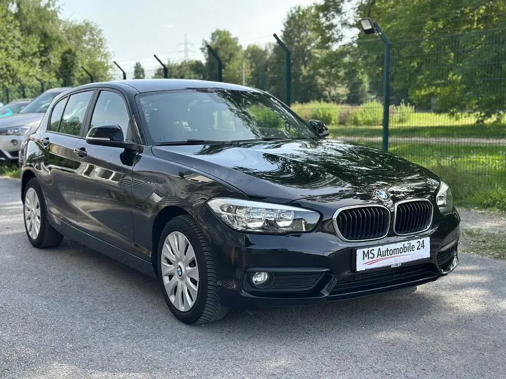 Gebraucht BMW 116 Advantage 109 PS (80 kW) 2015 Schwarz Kleinwagen
