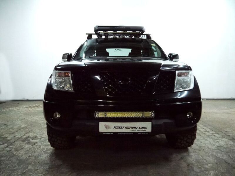 Gebraucht Nissan Navara SE 171 PS (125 kW) 2007 Schwarz Pickup