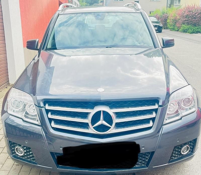 Grau Gebraucht 2009 Mercedes GLK220 SUV | 8.700 € (Superpreis) - Bild 1/4