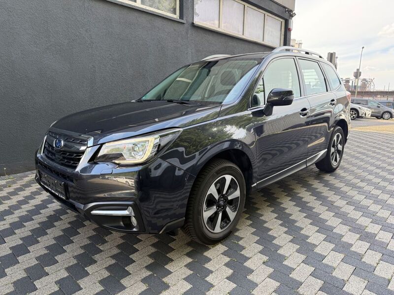 Grau Gebraucht 2016 Subaru Forester Exclusive+ SUV | 15.950 € (Fairer Preis) - Bild 1/4