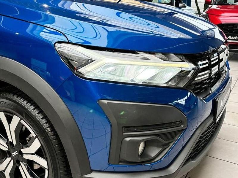 Gebraucht Dacia Sandero Expression 91 PS (66 kW) 2023 Blau SUV