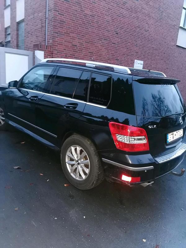 Schwarz Gebraucht 2009 Mercedes GLK350 SUV | 10.800 € - Bild 1/3