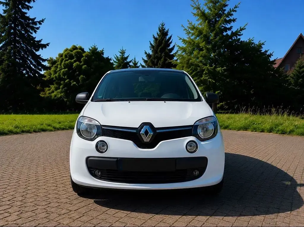 Gebraucht Renault Twingo Life 69 PS (50 kW) 2017 Weiß Kleinwagen