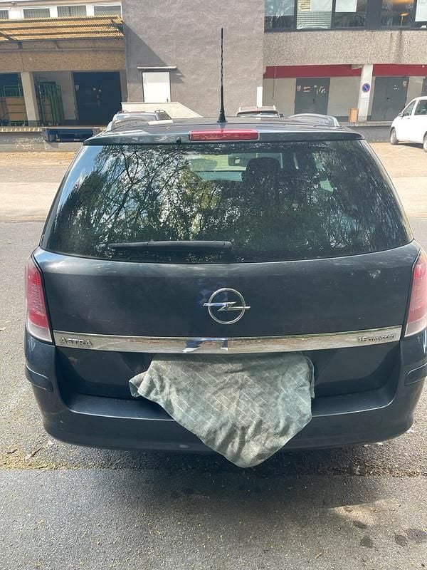 Gebraucht Opel Astra 2008 Grün Kombi