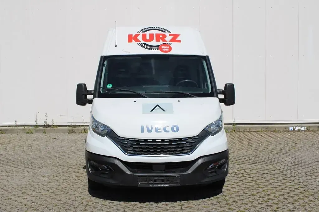 Usata Iveco Daily 155 CV (114 kW) 2020 Monovolume