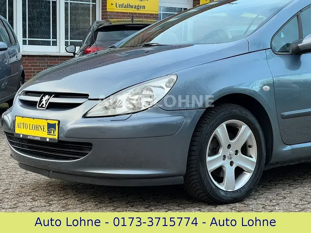 Gebraucht Peugeot 307 CC 136 PS (100 kW) 2004 Blau Cabrio
