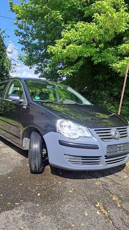 Schwarz Gebraucht 2005 VW Polo Comfortline Kleinwagen | 2.800 € (Etwas zu teuer) - Bild 1/4