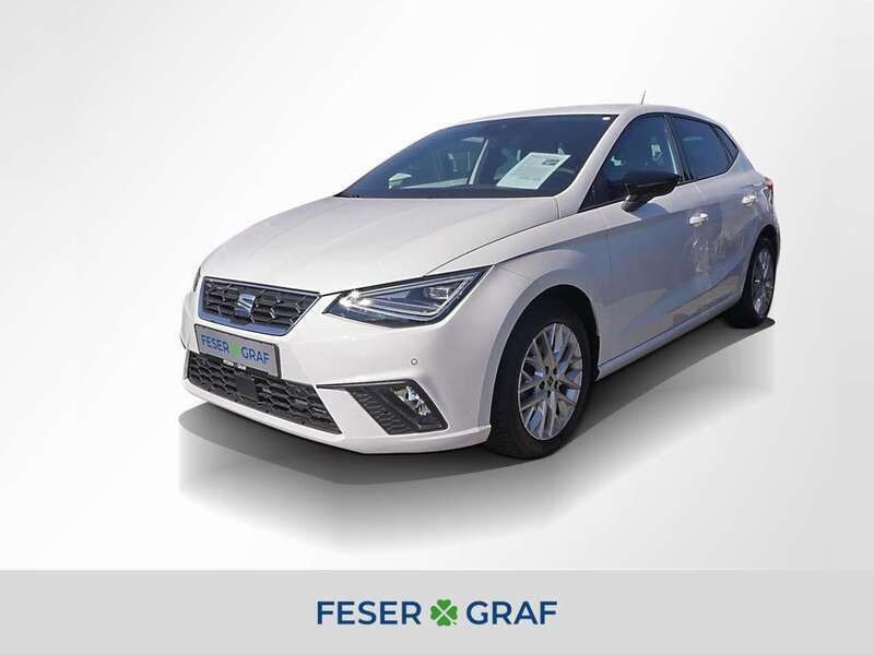 Weiss Gebraucht 2024 Seat Ibiza FR Limousine | 18.980 € (Guter Preis) - Bild 1/4