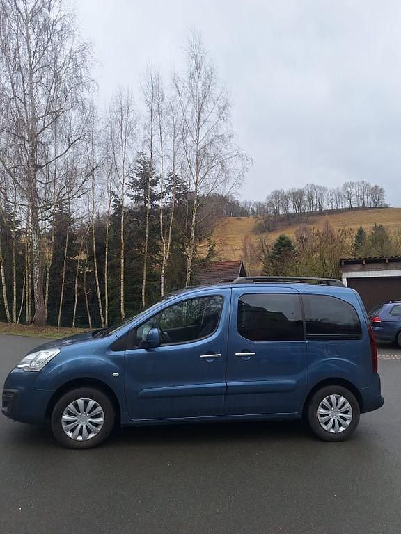 Gebraucht Citroën Berlingo PureTech 110 PS (80 kW) 2018 Blau Van / Kleinbus