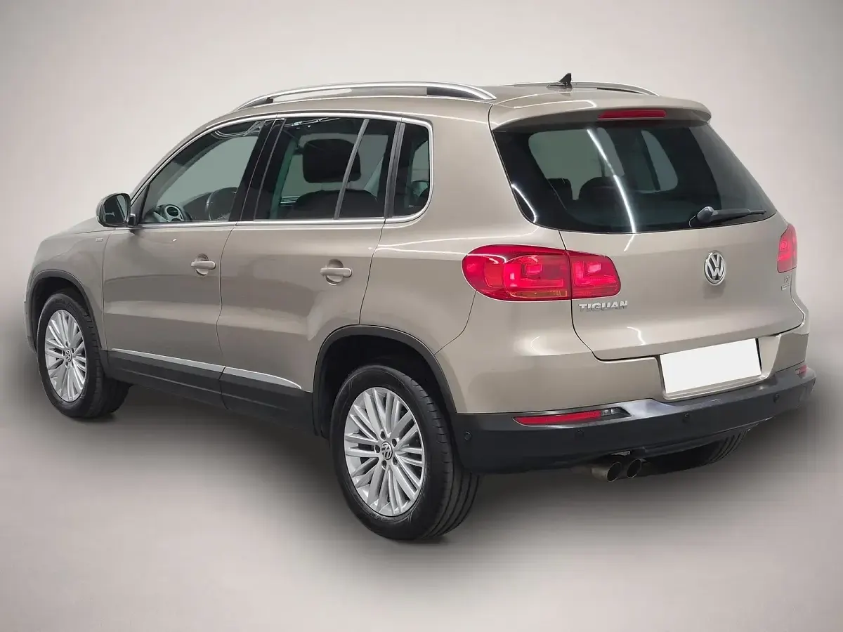 Gebraucht VW Tiguan Sport 160 PS (117 kW) 2014 Beige SUV