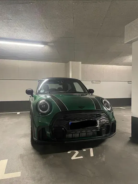 Gebraucht Mini John Cooper Works 136 PS (100 kW) 2023 Grün Kleinwagen