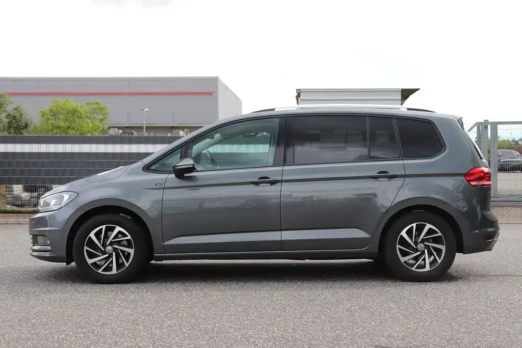 Gebraucht VW Touran Join 150 PS (110 kW) 2019 Grau Van / Kleinbus
