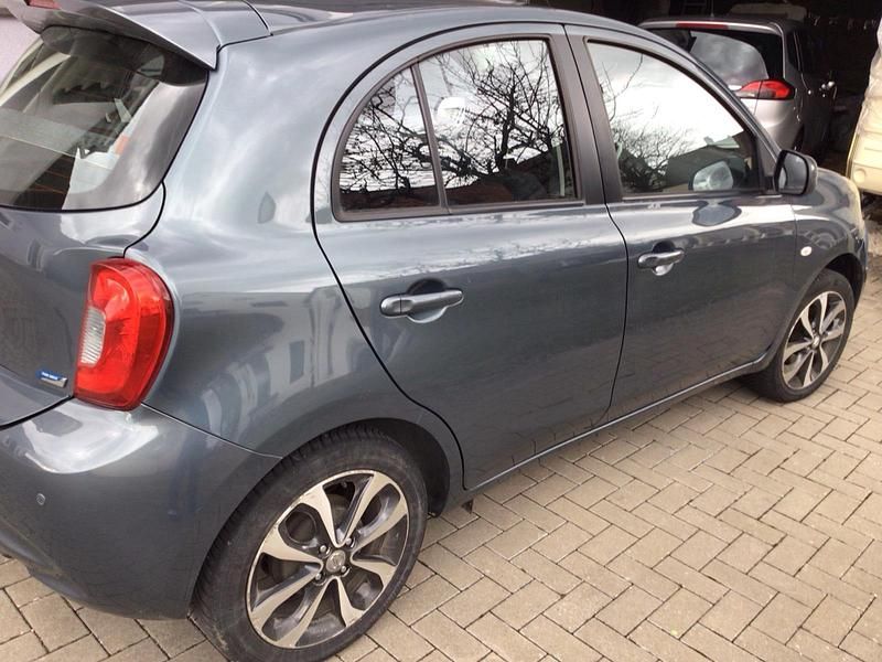 Gebraucht Nissan Micra 110 PS (80 kW) 2013 Grau Kleinwagen