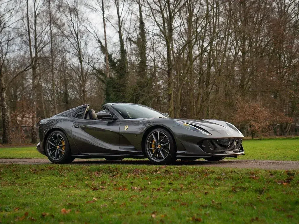 Second-hand Ferrari 812 799 CP (587 kW) 2021 Gri Cabrio