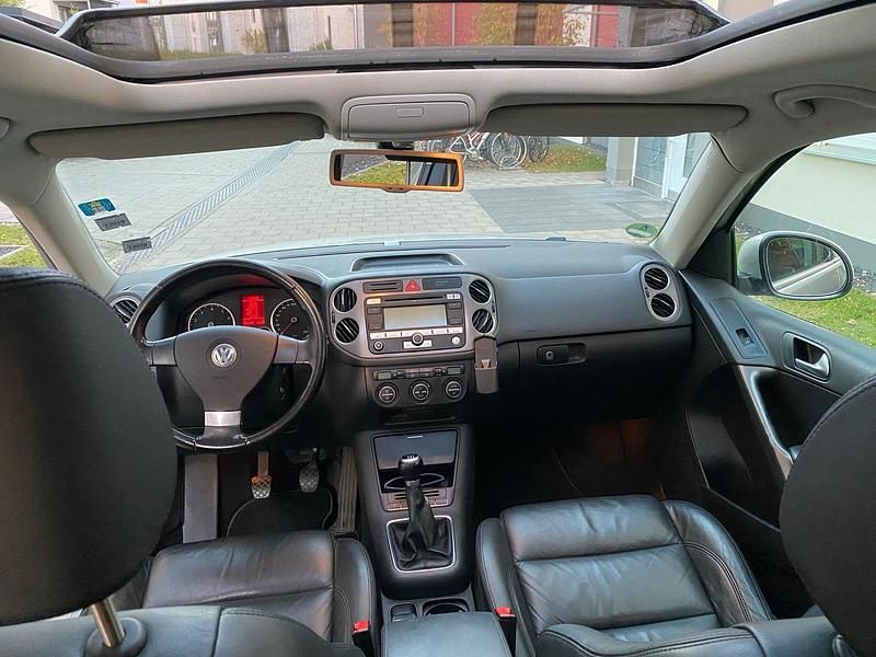 Gebraucht VW Tiguan 200 PS (147 kW) 2008 Silber SUV