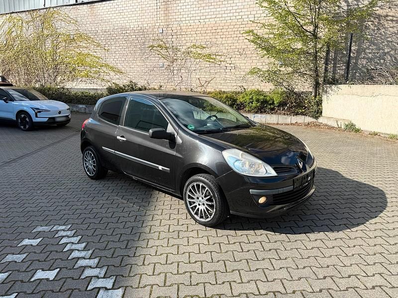 Gebraucht Renault Clio II 75 PS (55 kW) 2008 Schwarz Kleinwagen