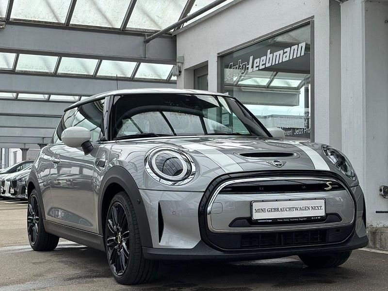 Gebraucht Mini Cooper SE Classic 135 kW (184 PS) 2023 Silber Kleinwagen
