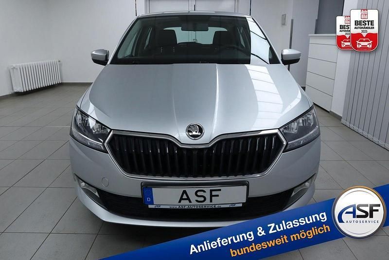 Gebraucht Skoda Fabia Ambition 95 PS (69 kW) 2021 Silber Kleinwagen