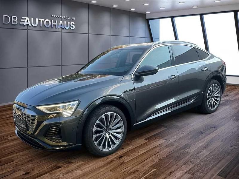 Grau Gebraucht 2023 Audi Q8 e-tron S-Line SUV | 48.950 € (Teuer) - Bild 1/4