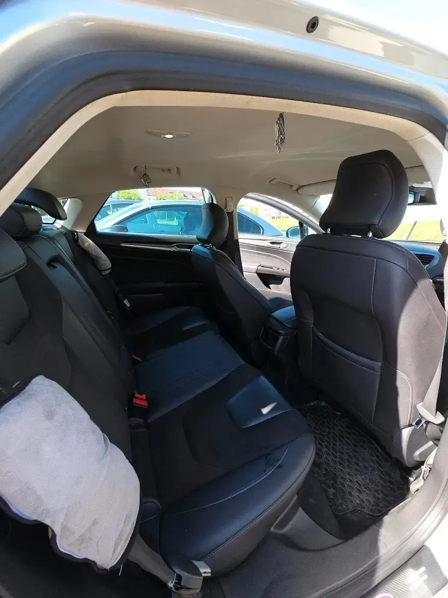 Gebraucht Ford Mondeo Titanium 203 PS (149 kW) 2016 Silber Limousine