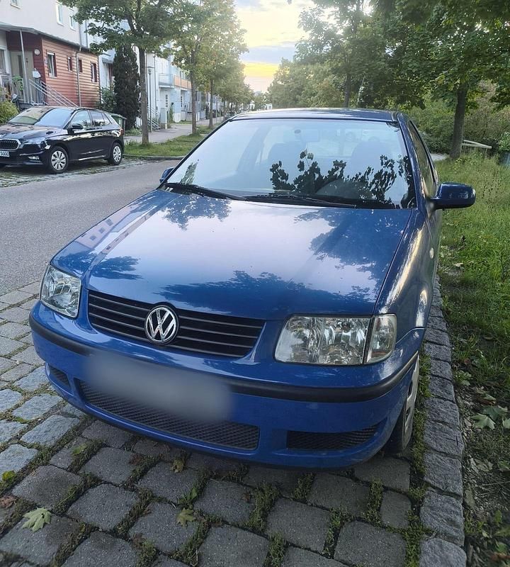 Blau Gebraucht 2000 VW Polo Kleinwagen | 400 € (Superpreis) - Bild 1/4