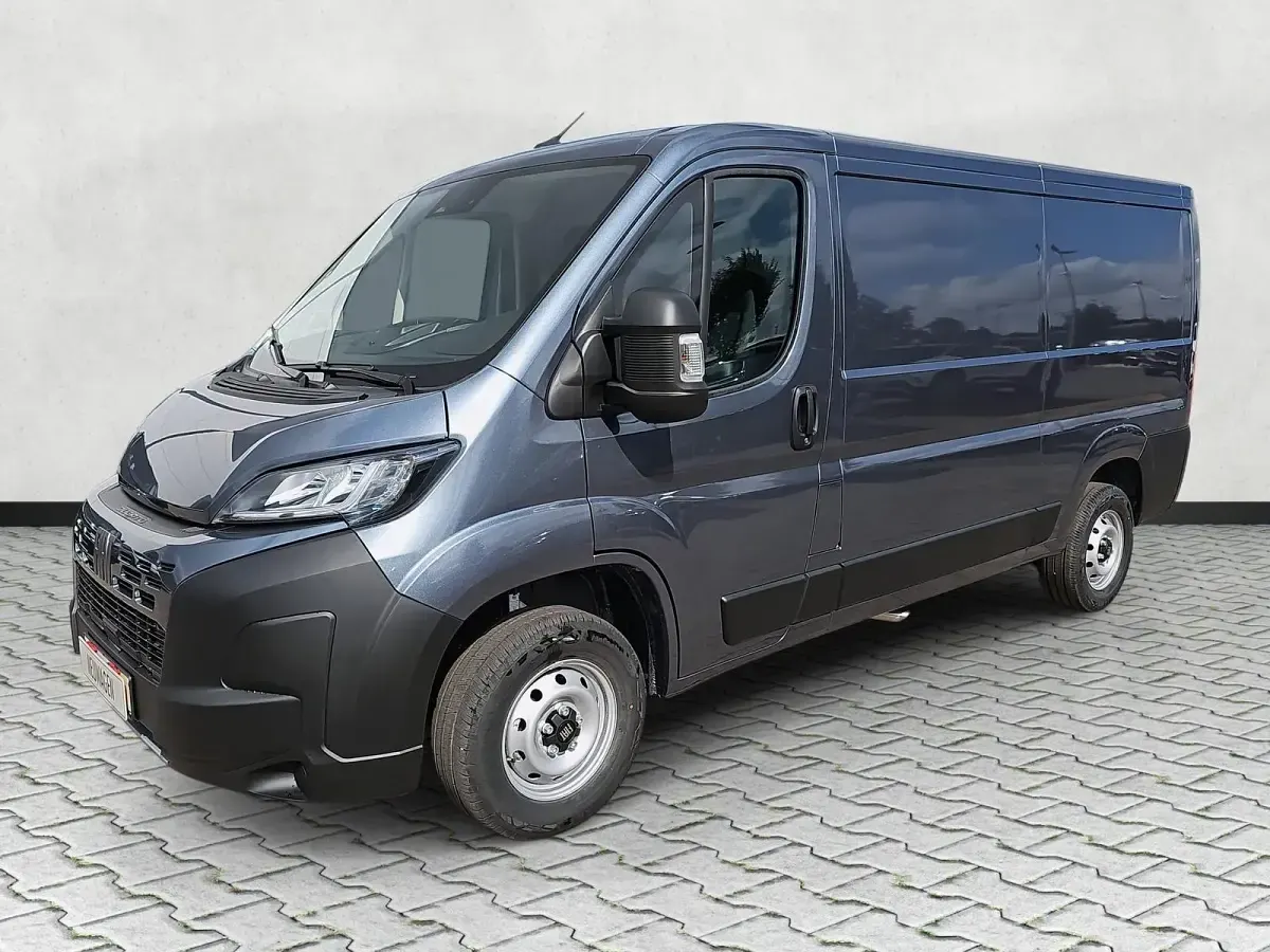 Neu Fiat Ducato 140 PS (102 kW) 2026 Grau Van