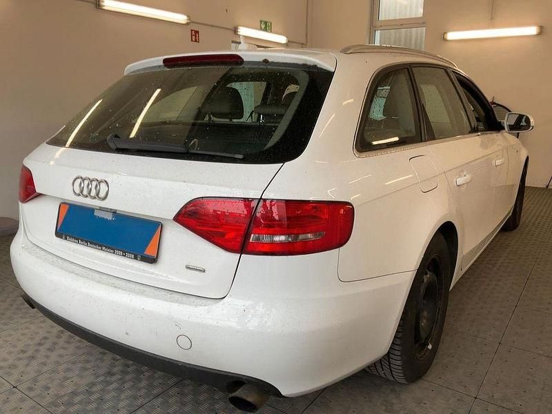 Gebraucht Audi A4 Ambiente 211 PS (155 kW) 2011 Weiß Kombi
