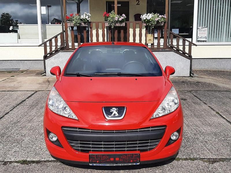 Rot Gebraucht 2012 Peugeot 207 CC Cabrio | 7.450 € (Teuer) - Bild 1/4