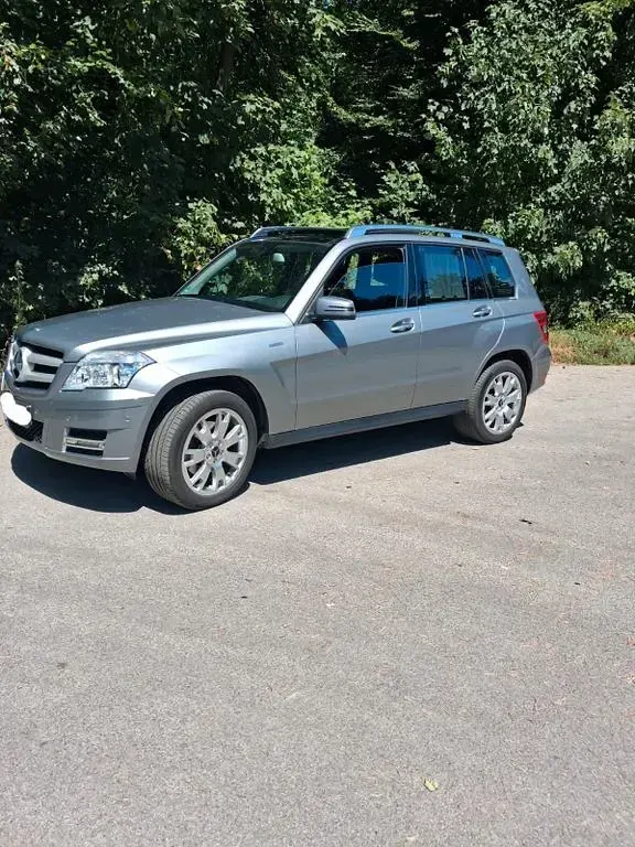 Gebraucht Mercedes GLK220 Sport 170 PS (125 kW) 2011 Grau SUV
