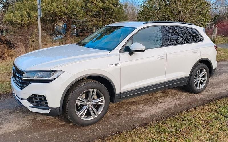 Gebraucht VW Touareg 231 PS (169 kW) 2019 Weiß SUV