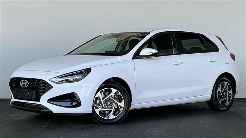 Weiss / atlasweiss Neu 2025 Hyundai i30 Kleinwagen | 19.970 € (Guter Preis) - Bild 1/4
