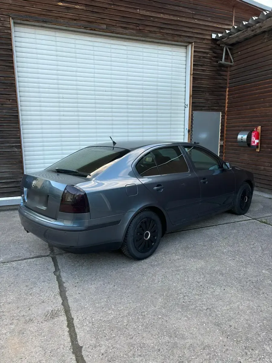 Gebraucht Skoda Octavia 105 PS (77 kW) 2006 Grau Limousine
