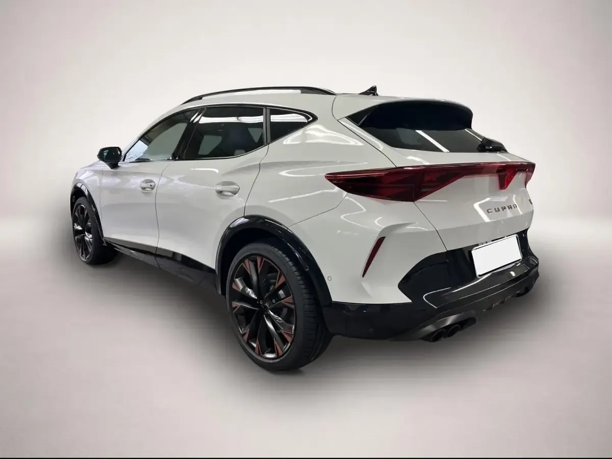 Gebraucht Cupra Formentor VZ 333 PS (244 kW) 2026 Manufacturer SUV