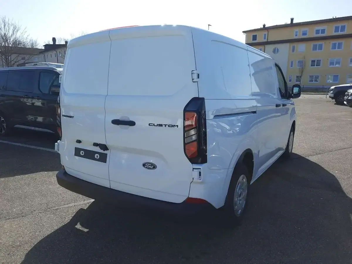 Nowe Ford Transit Custom Trend 136 KM (100 kW) 2026 Biały Minivan