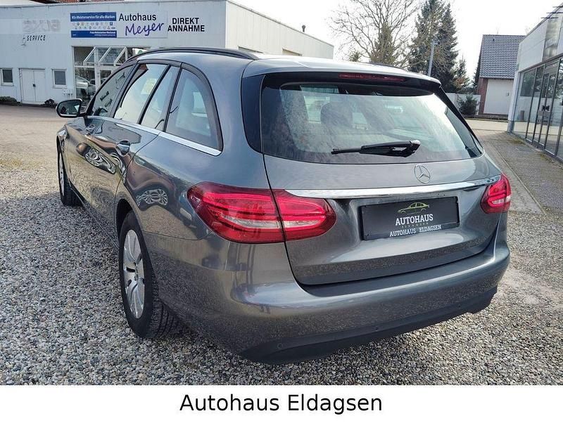 Gebraucht Mercedes C220 170 PS (125 kW) 2017 Grau Kombi