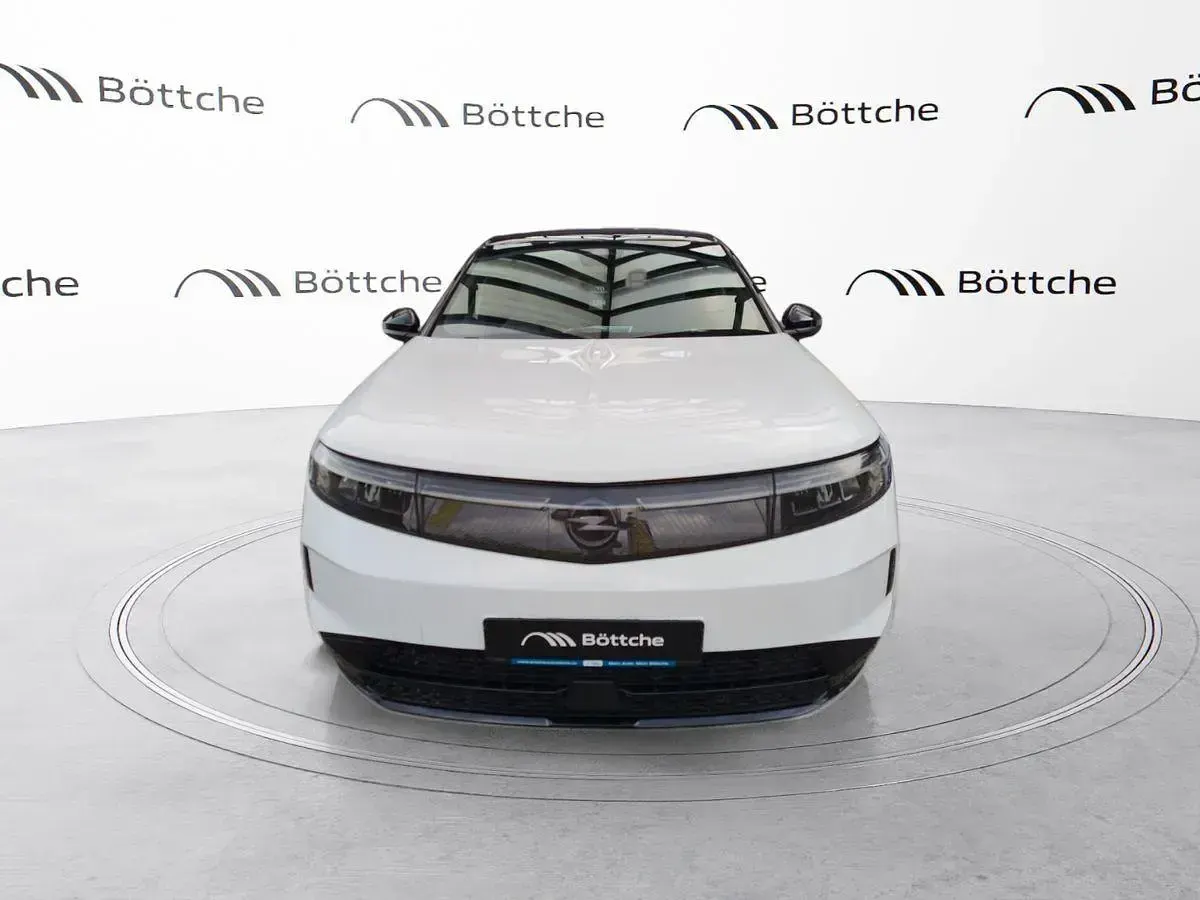Neu Opel Grandland Electric 156 kW (213 PS) 2026 Lack weiss banquise/typ aussenverkleidung spiegel flach standard SUV