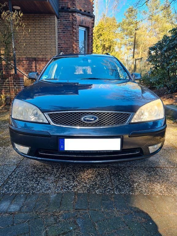 Gebraucht Ford Mondeo Ghia 145 PS (106 kW) 2003 Grau Kombi