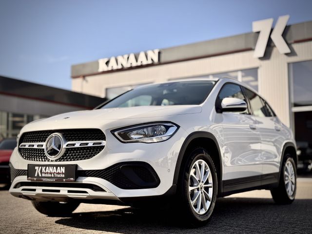 Weiß Gebraucht 2021 Mercedes GLA200 Style SUV | 30.940 € (Superpreis) - Bild 1/3