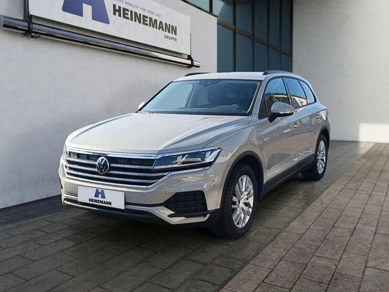 Sechura beige metallic Gebraucht 2025 VW Touareg SUV | 49.950 € (Superpreis) - Bild 1/4
