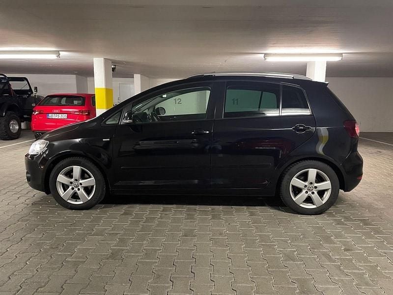 Gebraucht VW Golf VII Match 122 PS (89 kW) 2012 Schwarz Kleinwagen