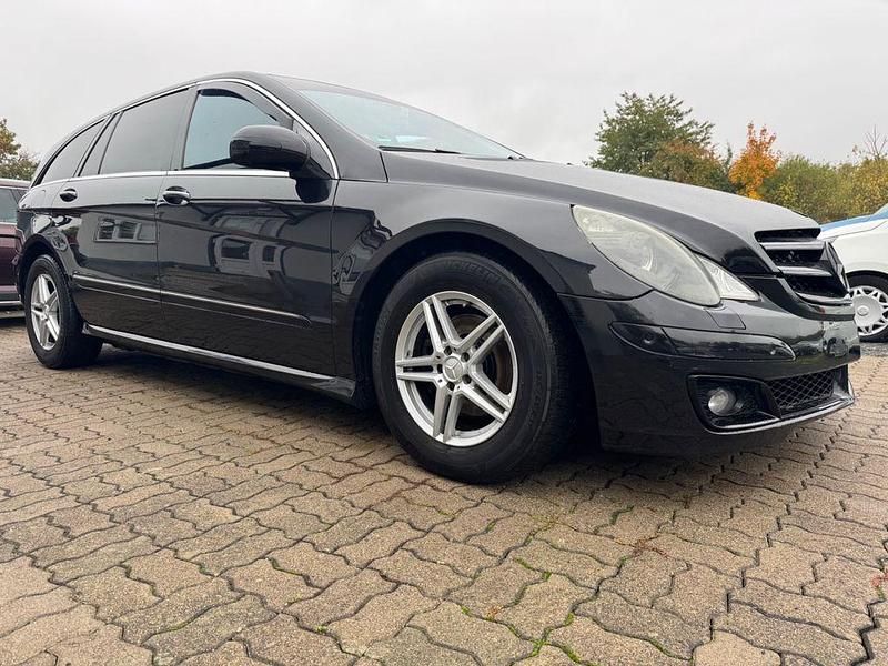 Gebraucht Mercedes R320 224 PS (164 kW) 2007 Schwarz Van / Kleinbus