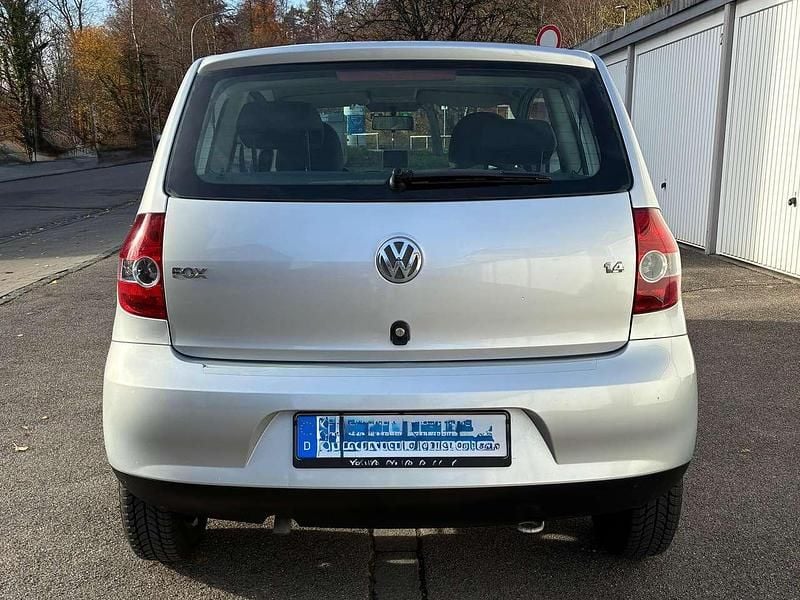 Gebraucht VW Fox 75 PS (55 kW) 2006 Silber Kleinwagen