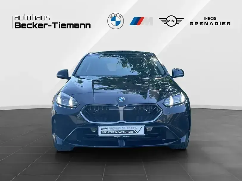 Gebraucht BMW 120 M Sport 156 PS (114 kW) 2025 Schwarz Kleinwagen