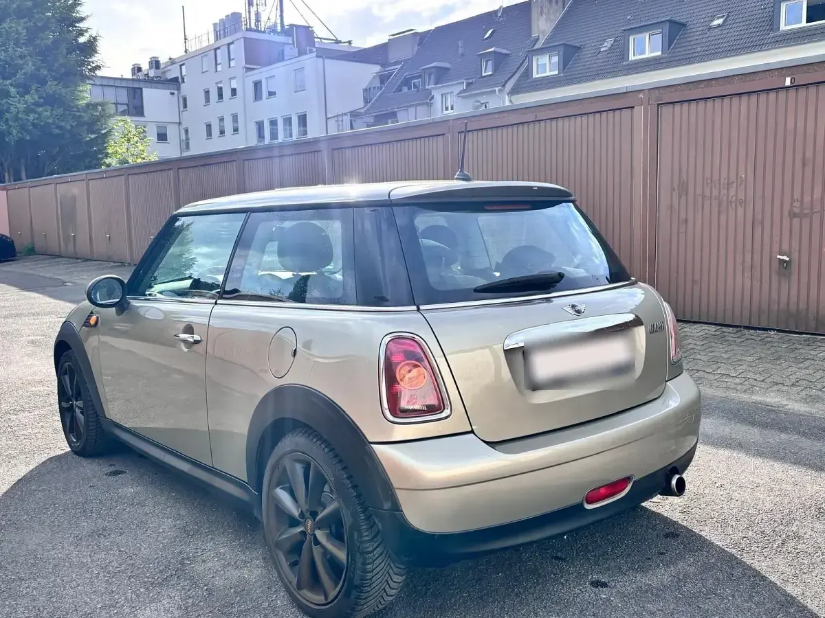 Używany Mini Cooper 120 KM (88 kW) 2007 Szary Hatchback