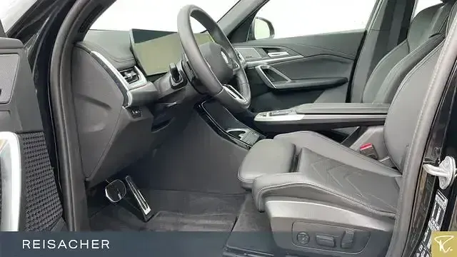 Gebraucht BMW X1 Comfort Edition 197 PS (144 kW) 2025 Saphirschwarz metallic SUV