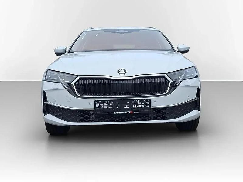 Neu Skoda Octavia 110 PS (80 kW) 2025 Weiß Kombi