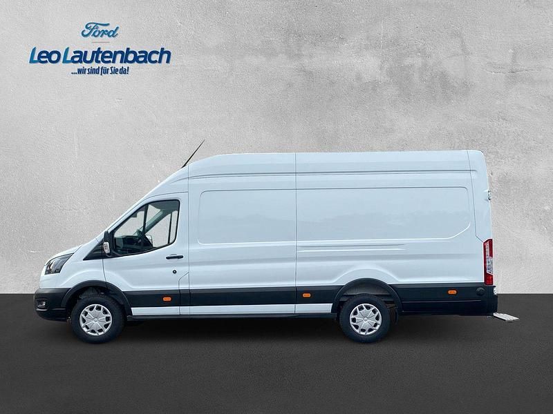 Gebraucht Ford Transit Trend 170 PS (125 kW) 2025 Frozen white Pickup